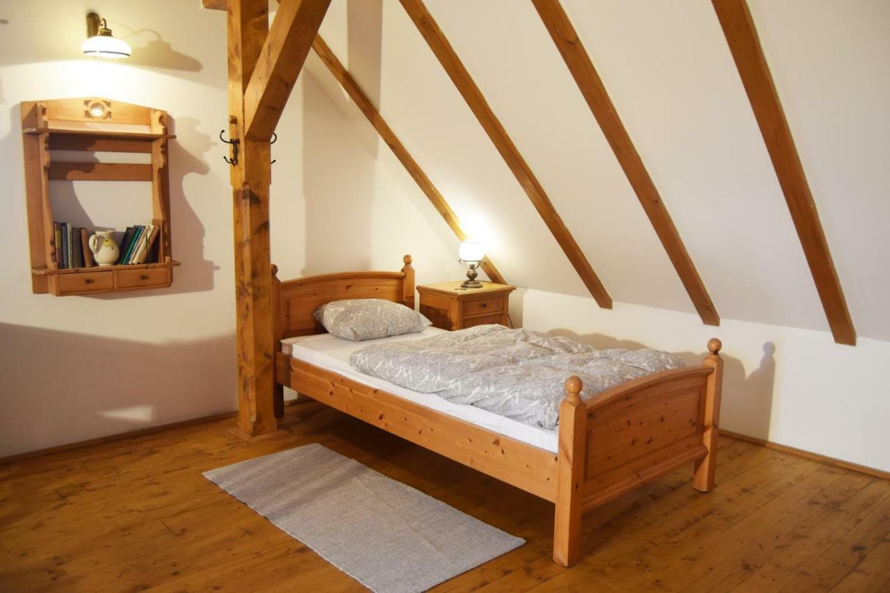 Bucicky Mlyn Hotel Rozdalovice Eksteriør billede